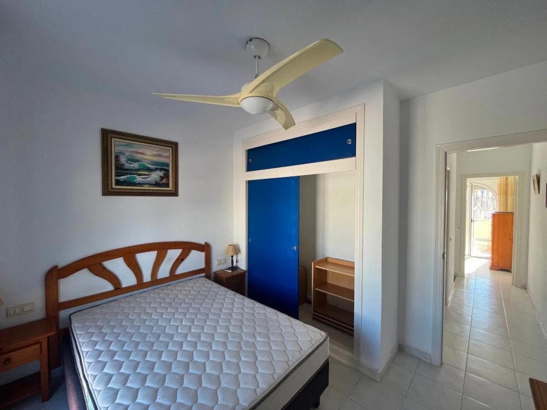 Sale of independent chalet in Barrio La Florida, Orihuela
photo 4