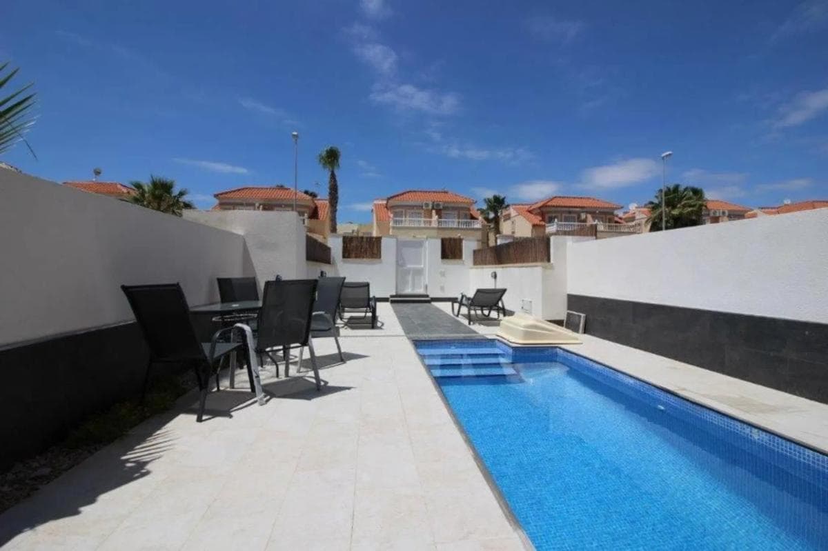 Propiedades en venta y alquiler en España photo 2