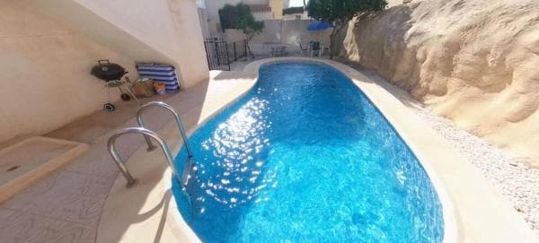 Chalet wolnostojący na sprzedaż w Barrio La Zenia, Orihuela photo 1