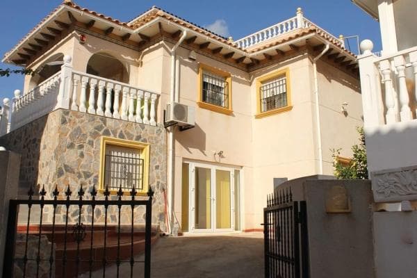 Chalet wolnostojący na sprzedaż w Barrio La Zenia, Orihuela thumbnail 1