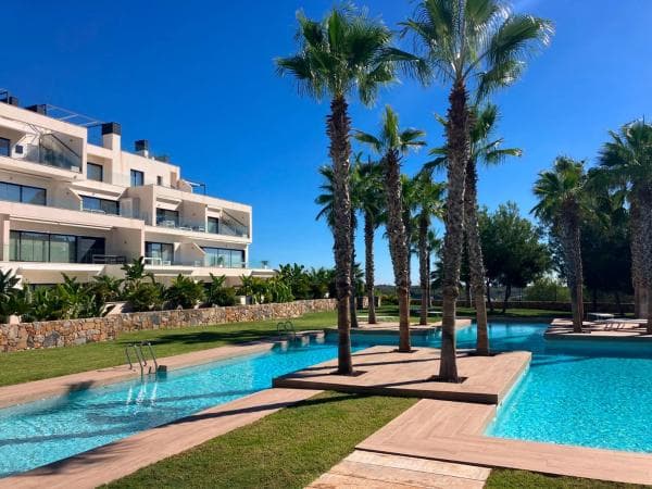 Sale of flat in Barrio Las Colinas Golf, Orihuela
photo 1