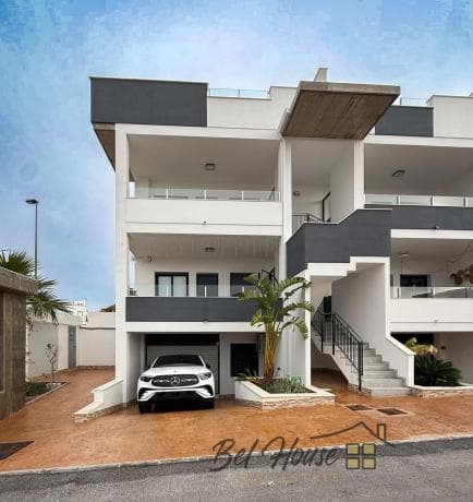 Duplex en venta en Calle Lago de Sanabria, 3, Orihuela thumbnail 2