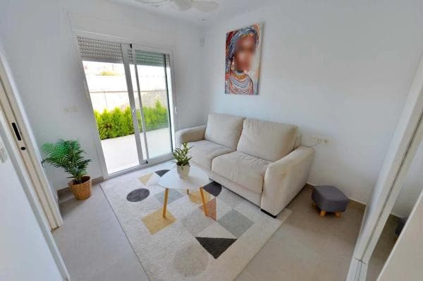 Chalet pareado en calle Comunidad Gallega s/n thumbnail 1