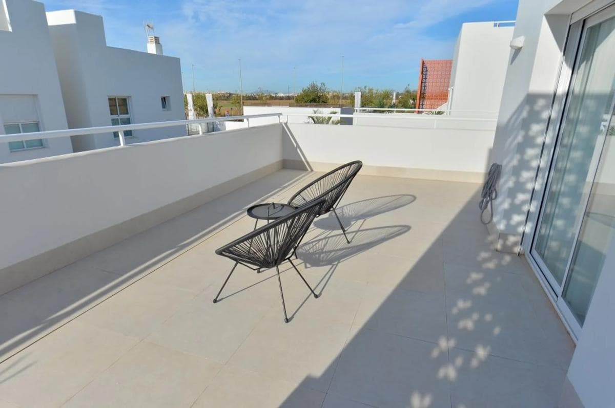 Propiedades en venta y alquiler en España photo 3