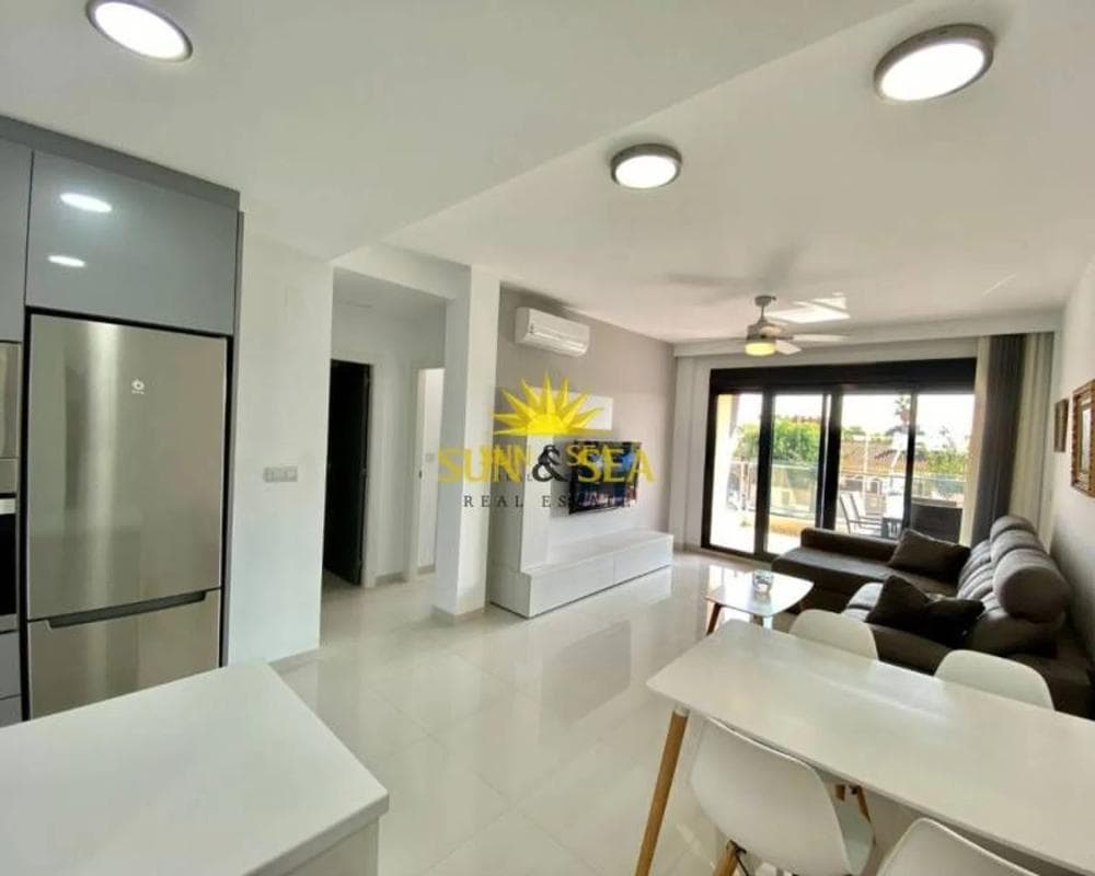 Venta de piso en Pueblo Latino, Pilar de la Horadada
photo 3