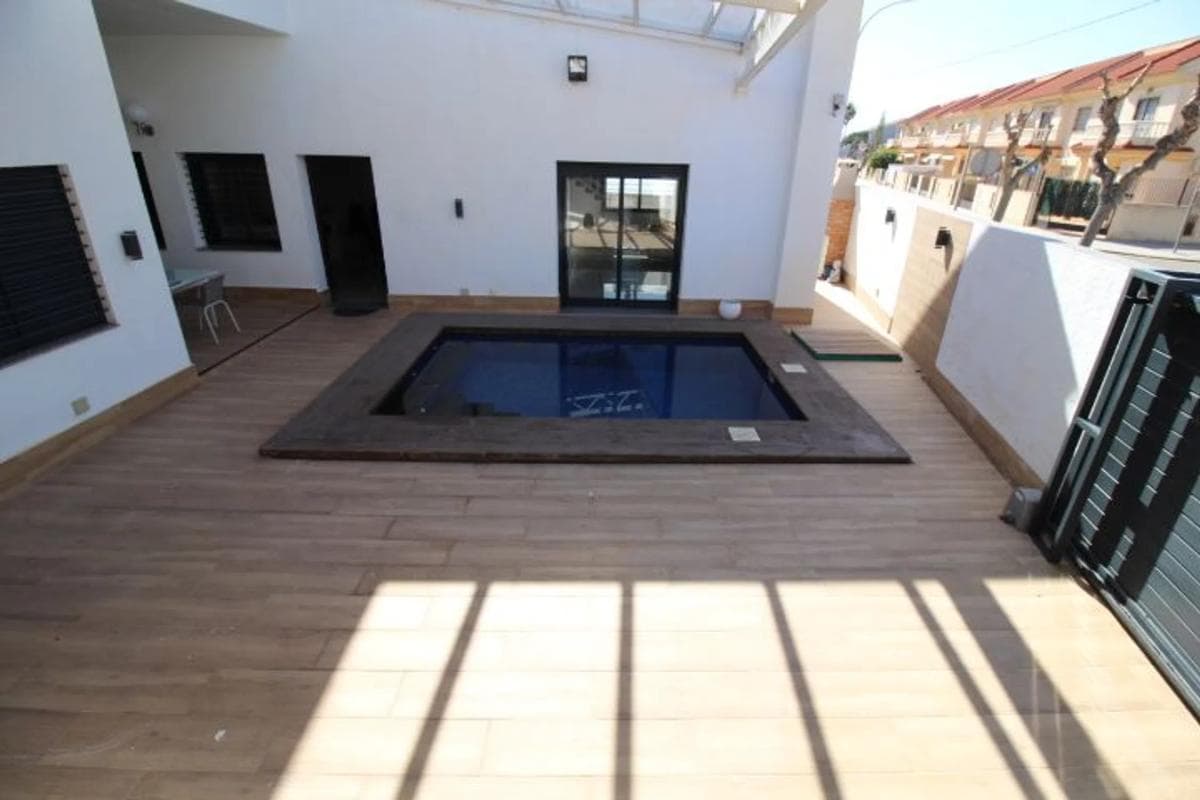 Venta de chalet independiente en Calle Remo, Pilar de la Horadada
photo 4