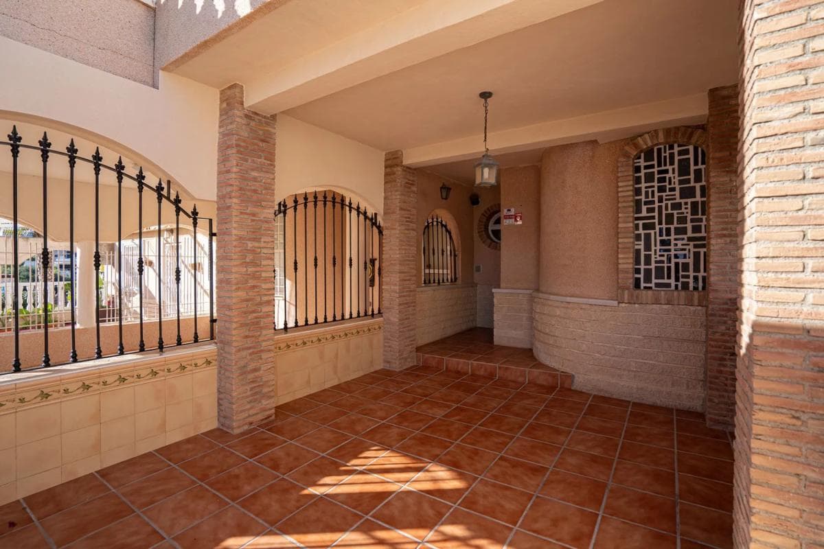 Venta de chalet adosado en Avenida de Francia , Pilar de la Horadada photo 4