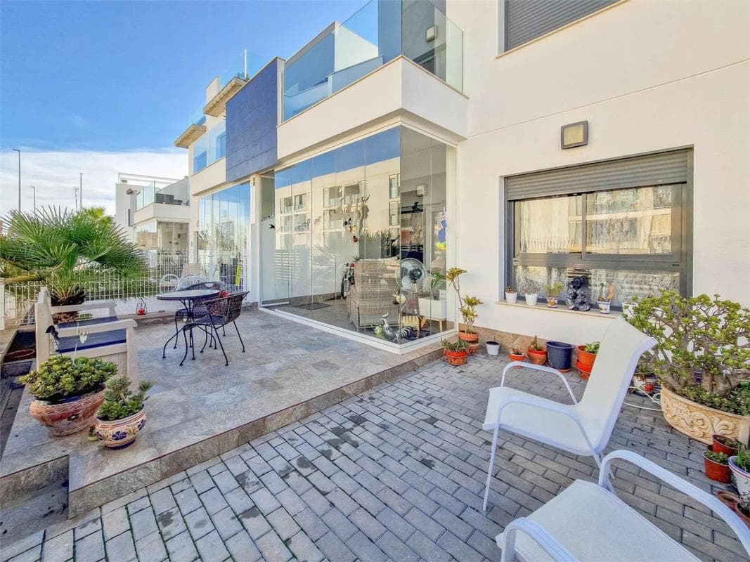 Venta de piso en Calle Comunidad Castellano-Leonesa, Pilar de la Horadada
photo 3