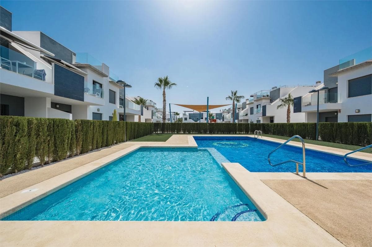 Venta de piso en Calle Comunidad Castellano-Leonesa, Pilar de la Horadada
photo 4