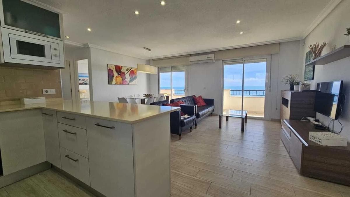 Venta de piso en Mil palmeras playa, Pilar de la Horadada
photo 3