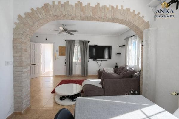 Chalet independiente en venta en Calle los Arcos, 11, Rojales
thumbnail 2