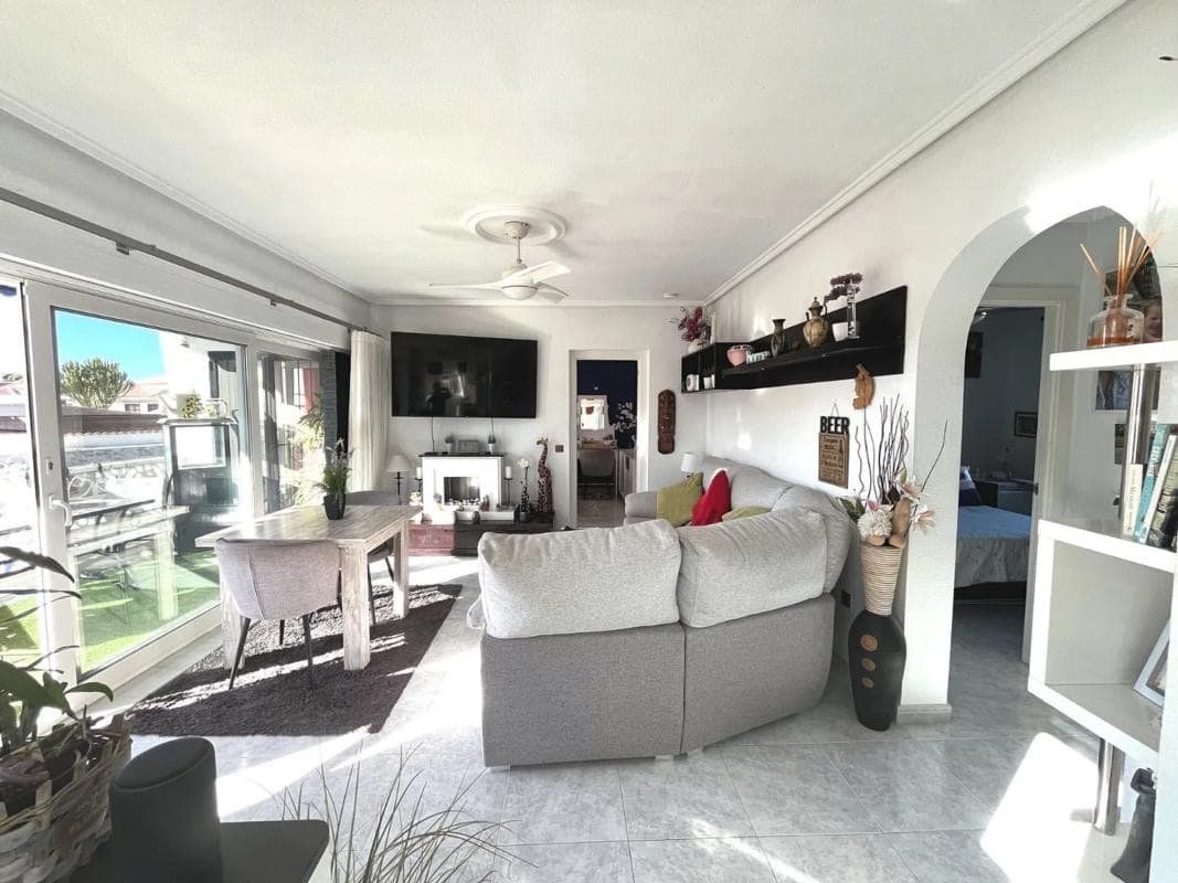 Venta de chalet independiente en Calle Azul, Rojales
photo 3