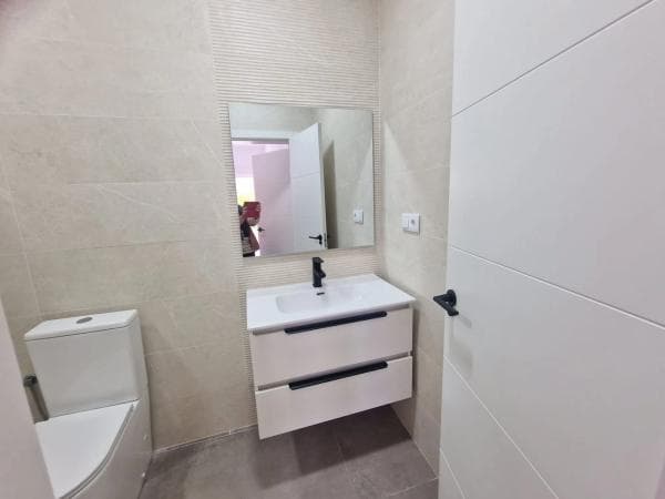 Chalet independiente en venta en Calle onda, Rojales
photo 1