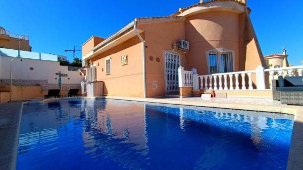 Chalet independiente en venta en Barrio La Marquesa, Rojales
thumbnail 2