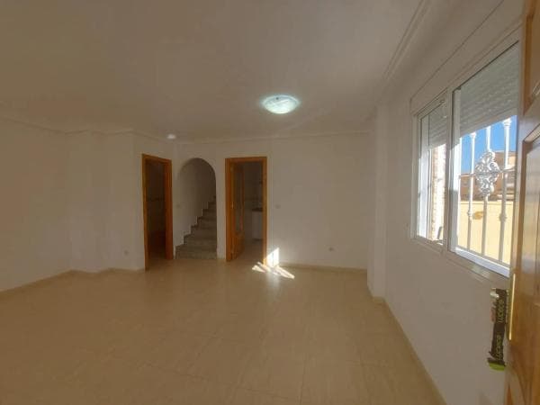 Chalet independiente en venta en Barrio Lo Marabú, Rojales
thumbnail 2