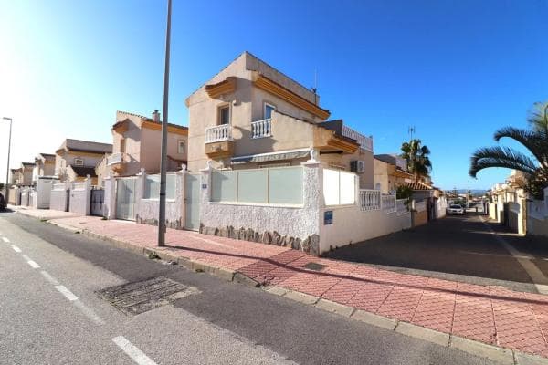 Chalet independiente en venta en Barrio Centro de la Ciudad Quesada, Rojales
photo 1