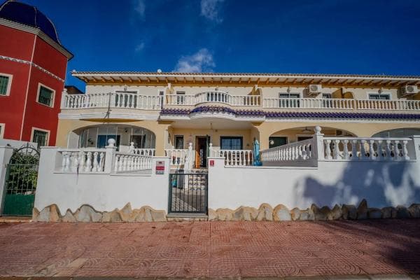 Chalet independiente en venta en Barrio Lo Marabú, Rojales
photo 1