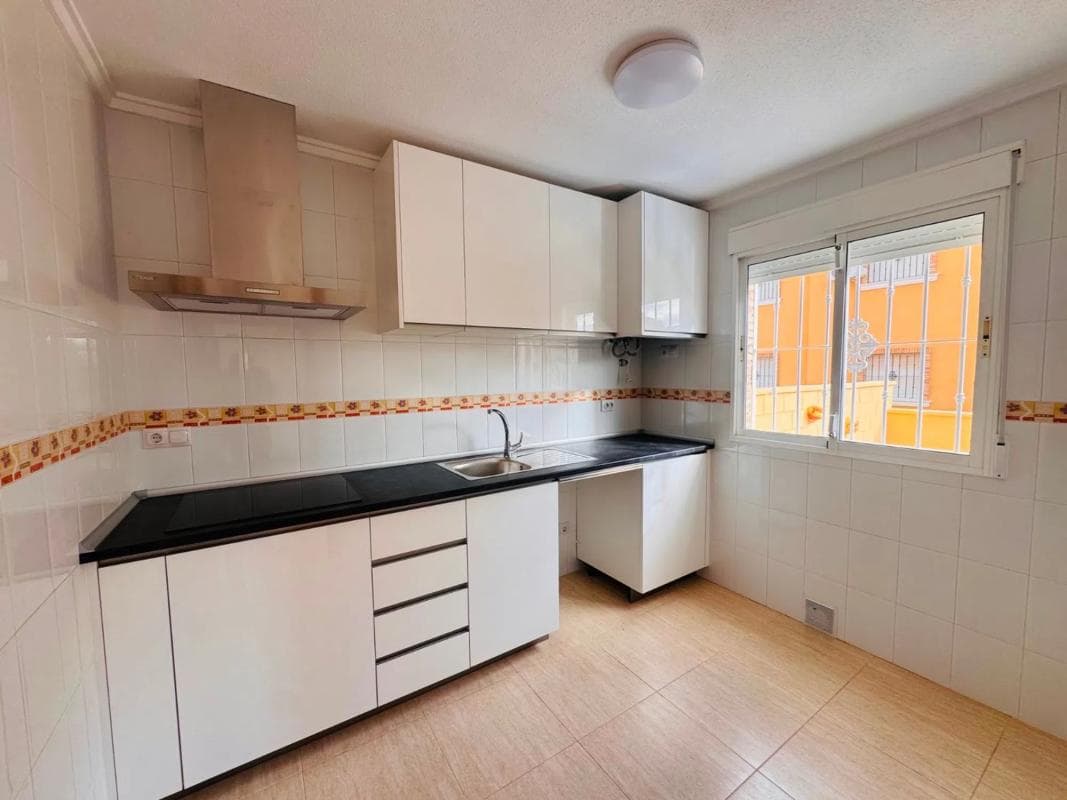 Properties for sale and rent in Spain photo 3