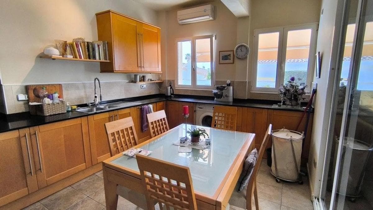 Sale of independent chalet in Barrio Pueblo Bravo, Rojales
photo 4