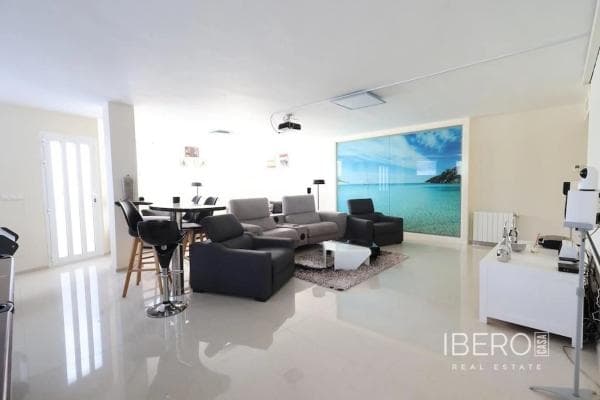 Chalet independiente en venta en Calle Murillo, Rojales
thumbnail 1