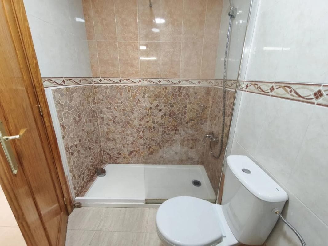 Propiedades en venta y alquiler en España photo 3