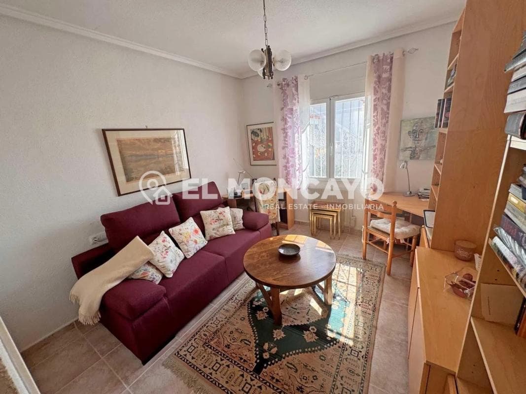 Sale of independent chalet in Calle los Algarrobos, Rojales
photo 4