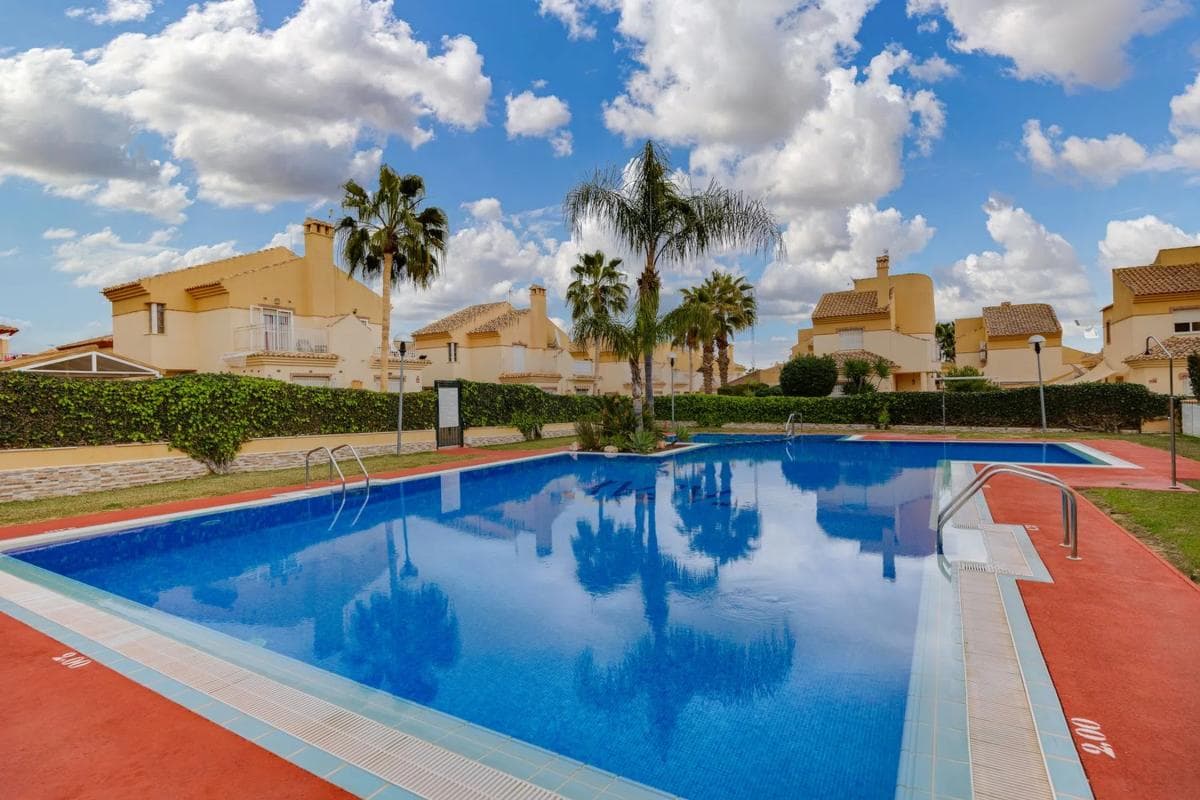 Venta de chalet independiente en Avenida Jerez de la Frontera, 11, Rojales
photo 3