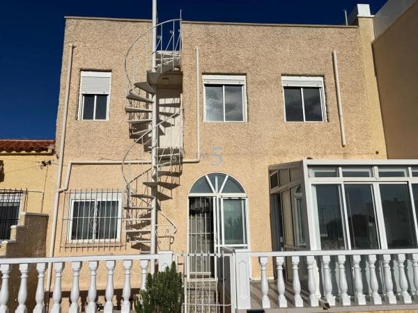 Chalet independiente en venta en San Fulgencio, San Fulgencio
thumbnail 1
