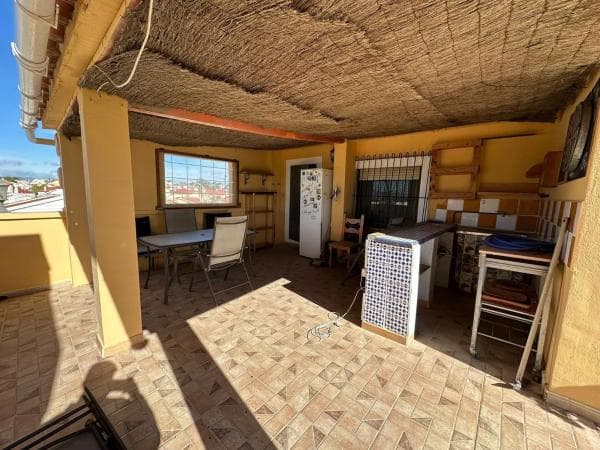 Chalet pareado photo 1