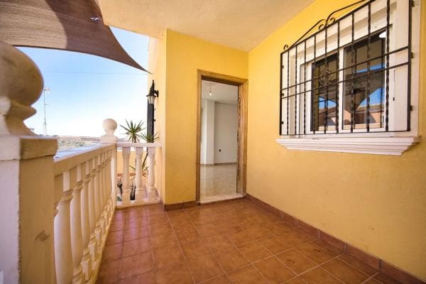 Chalet pareado en avenida Gran MUralla photo 1