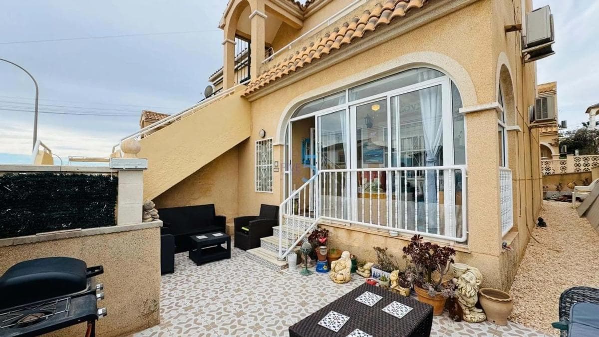 Venta de piso en Blue Lagoon - Galán, San Miguel de Salinas
photo 4