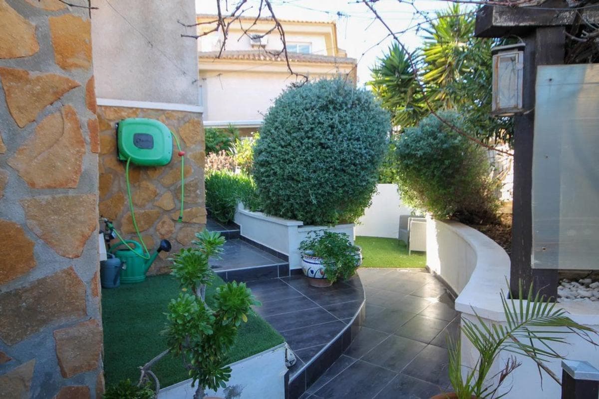 Venta de chalet independiente en Calle Mojácar, 10, San Miguel de Salinas
photo 4