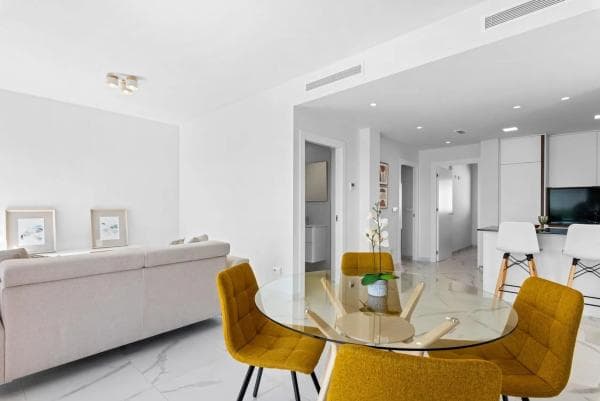 Independent chalet for sale in Calle los Chirrines, San Miguel de Salinas
photo 1