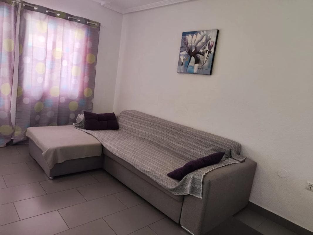 Sale of apartment in Calle Torrevejenses Ausentes, Torrevieja
photo 4