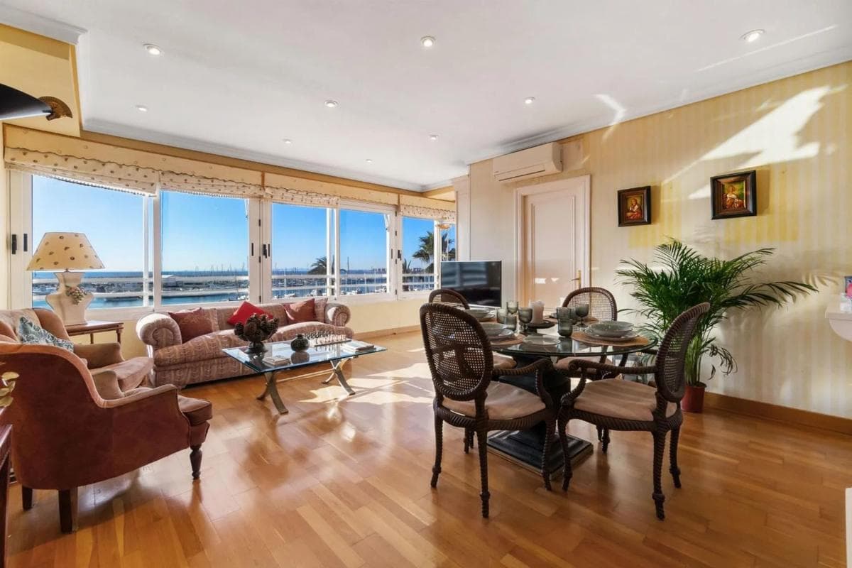 Venta de piso en Barrio Centro - Muelle Pesquero, Torrevieja
photo 4
