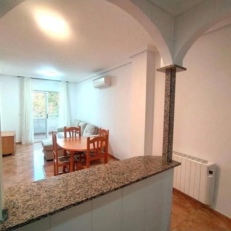 Sale of apartment in Barrio Centro - Muelle Pesquero, Torrevieja
photo 5