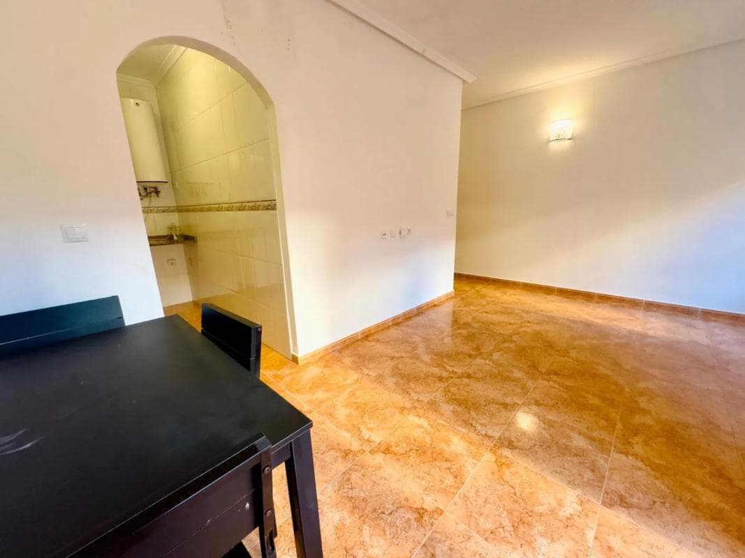 Sale of apartment in Calle del Turco, Torrevieja
photo 5