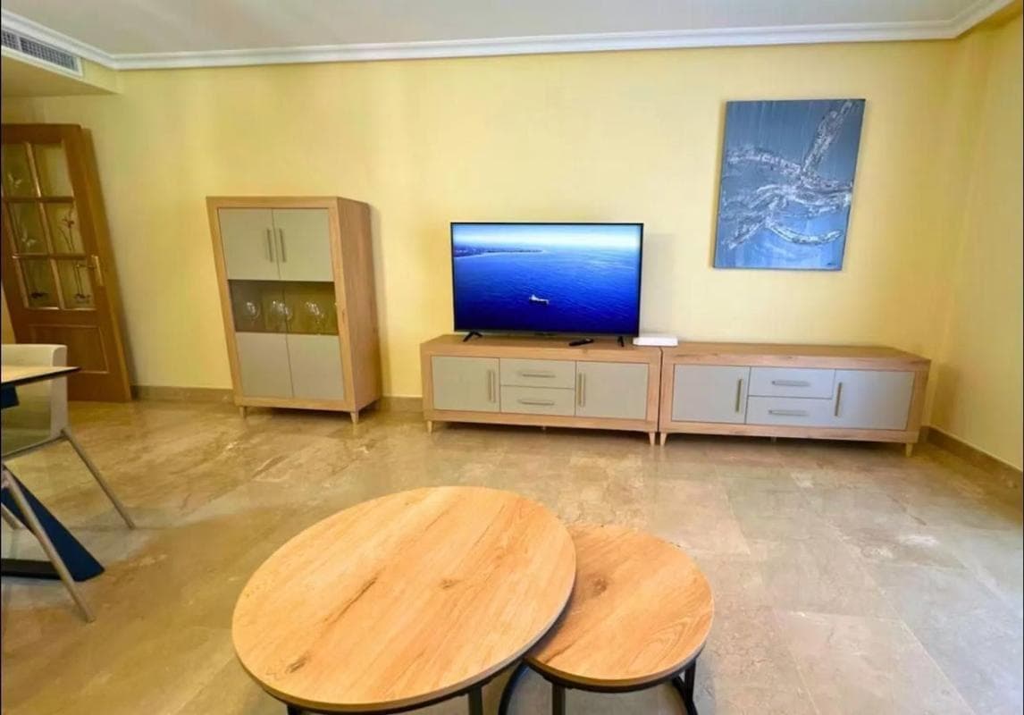 Sale of apartment in Barrio Centro - Muelle Pesquero, Torrevieja
photo 4