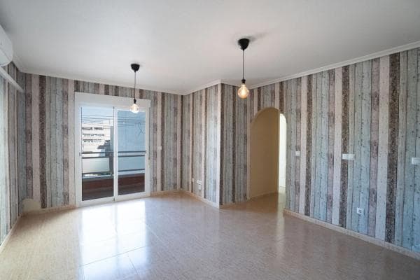 Sale of flat in Calle San Pascual, Torrevieja
photo 1