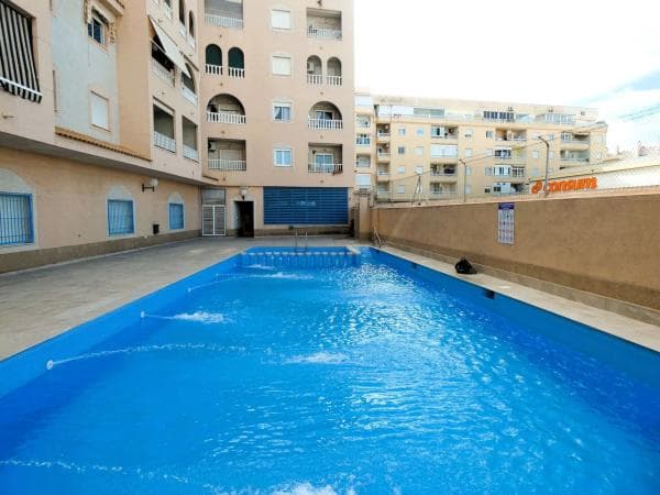 Sale of flat in Ronda D. Ricardo Lafuente Aguado, 16, Torrevieja
photo 1