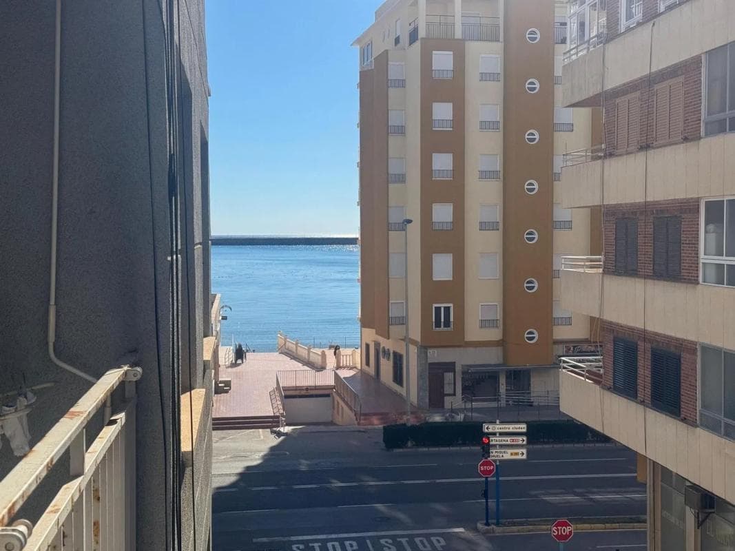 Sale of apartment in Barrio El Acequión, Torrevieja
photo 2