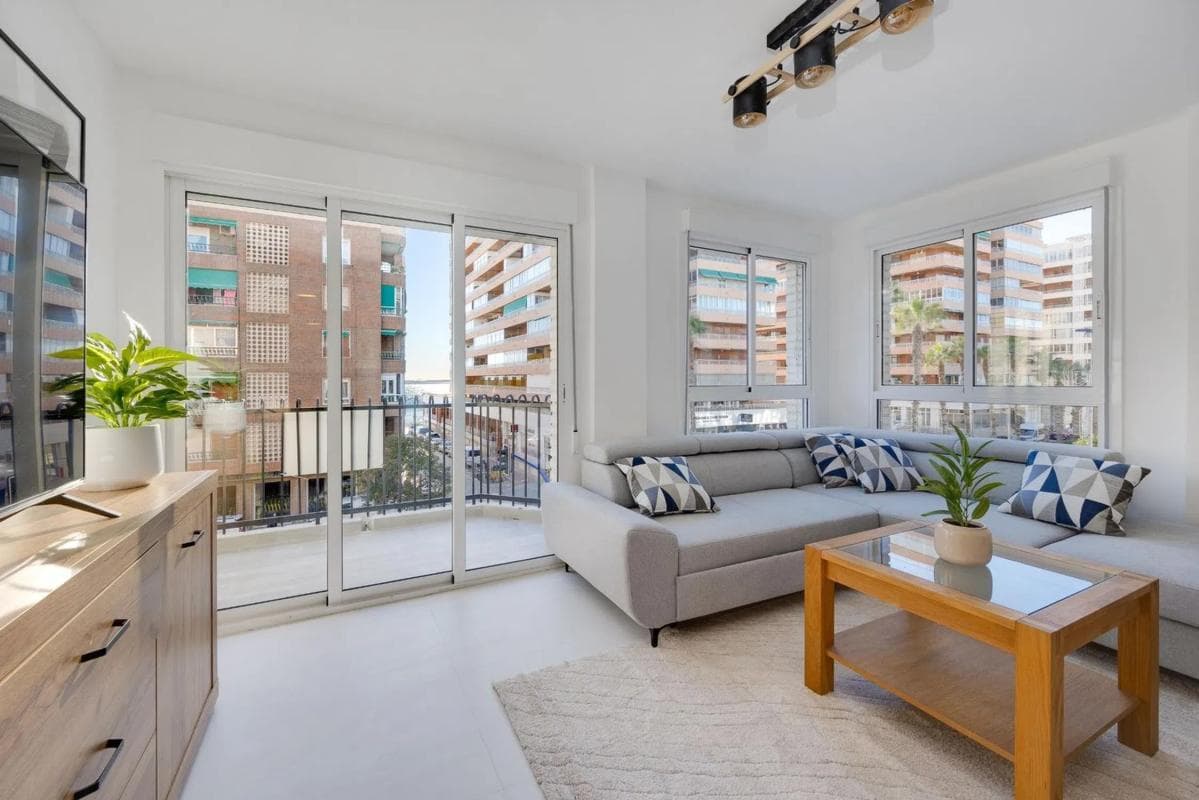 Sale of apartment in Calle Santomera, 19, Torrevieja
photo 2