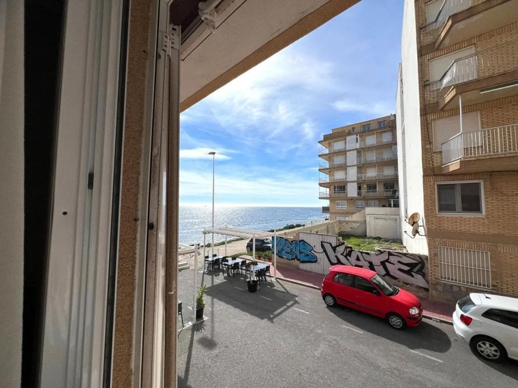 Sprzedaż mieszkania w Calle Benejúzar, Torrevieja
photo 4
