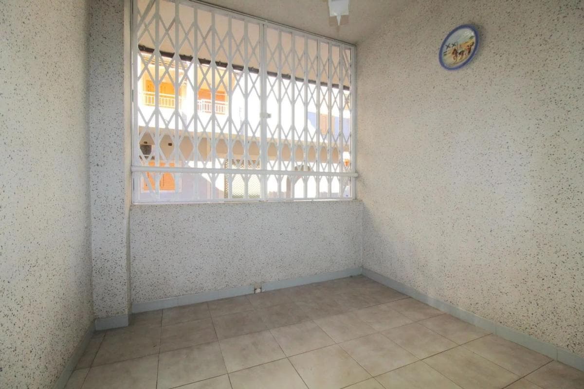 Sale of apartment in Calle Rafal, Torrevieja
photo 4