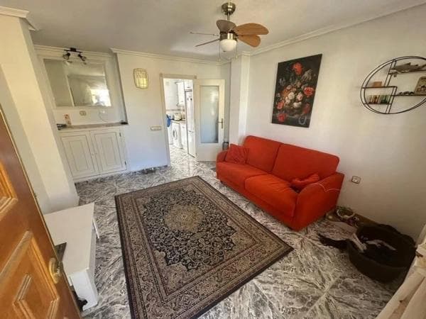 Sale of flat in Barrio La Veleta, Torrevieja
photo 1