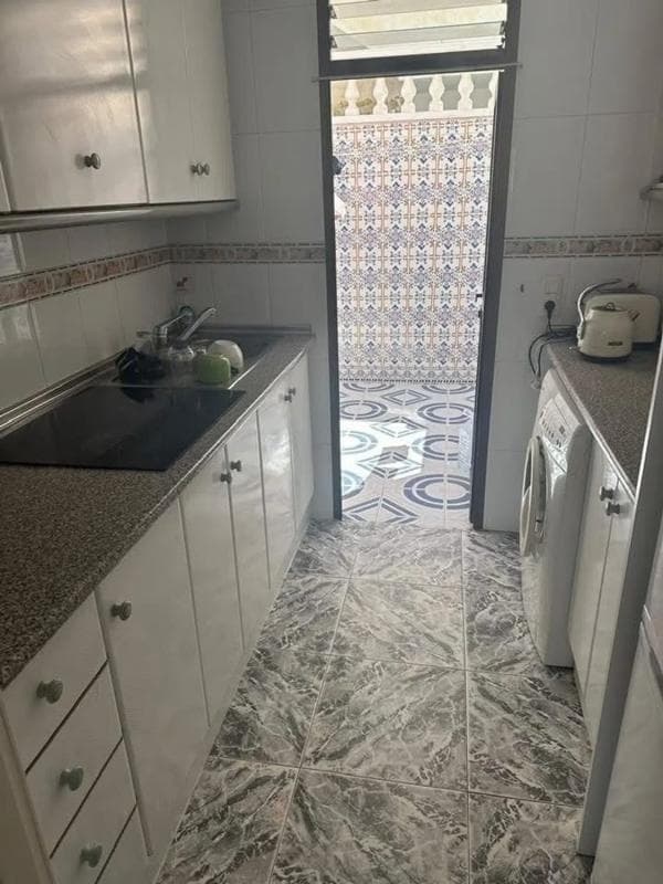 Sale of apartment in Barrio La Veleta, Torrevieja
photo 3