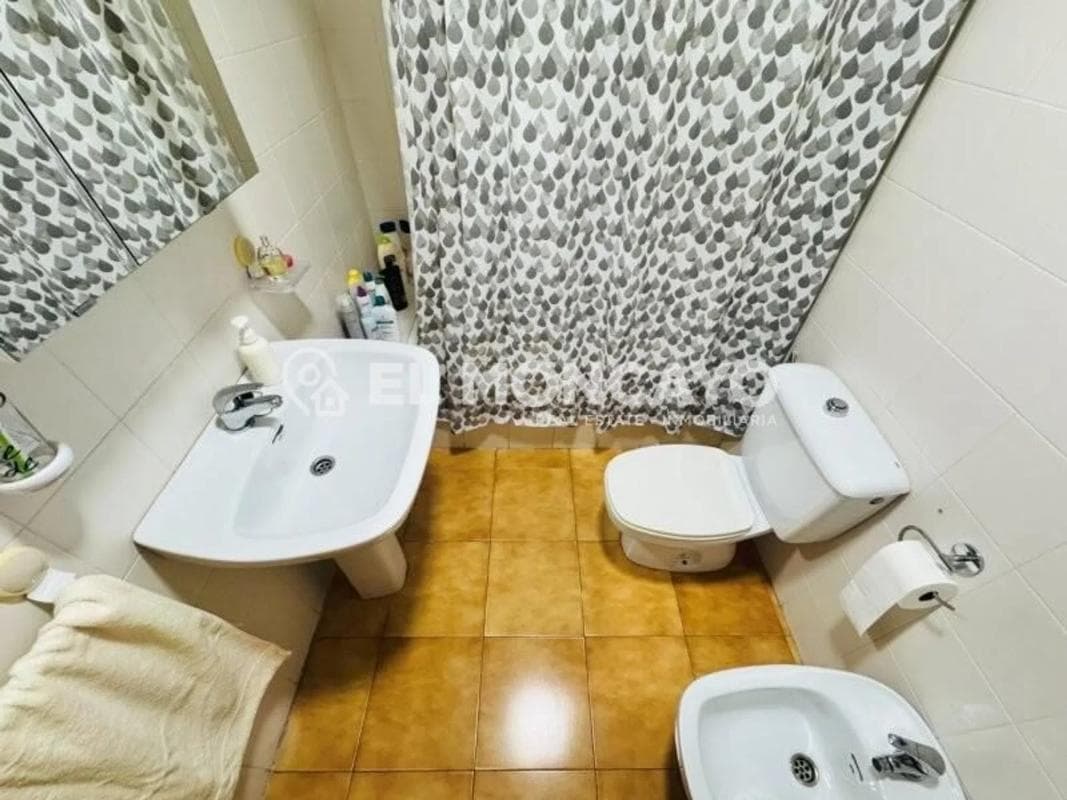 Venta de piso en Calle del Puerto Romano, Torrevieja
photo 4