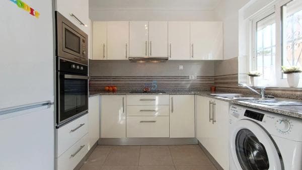 Chalet independiente en venta en Barrio La Siesta - El Salado - Torreta, Torrevieja
thumbnail 2