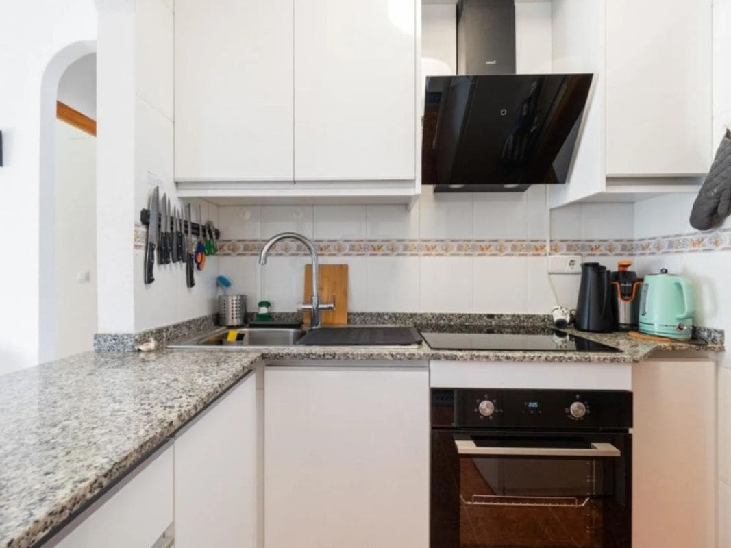 Venta de piso en Barrio Aguas Nuevas, Torrevieja
photo 2