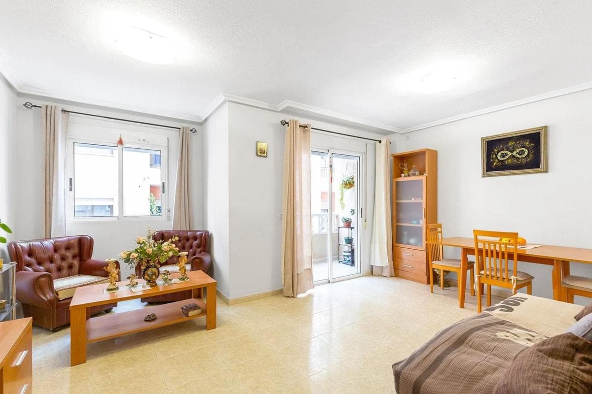 Sale of apartment in Calle Apolo, 82, Torrevieja
photo 4